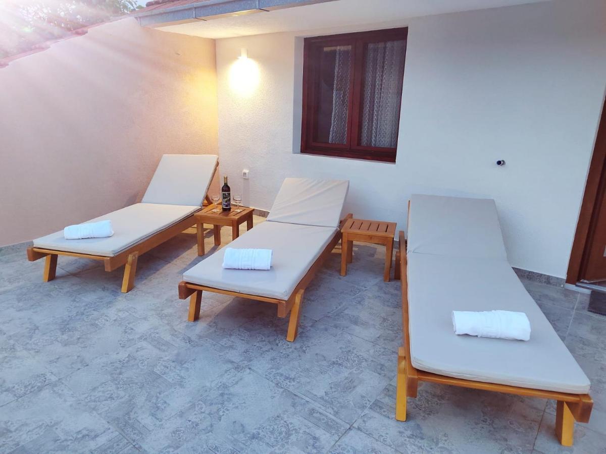 Maris Apartment Vodenjak Exterior foto